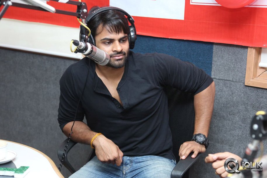 Sai-Dharam-Tej-at-Big-FM